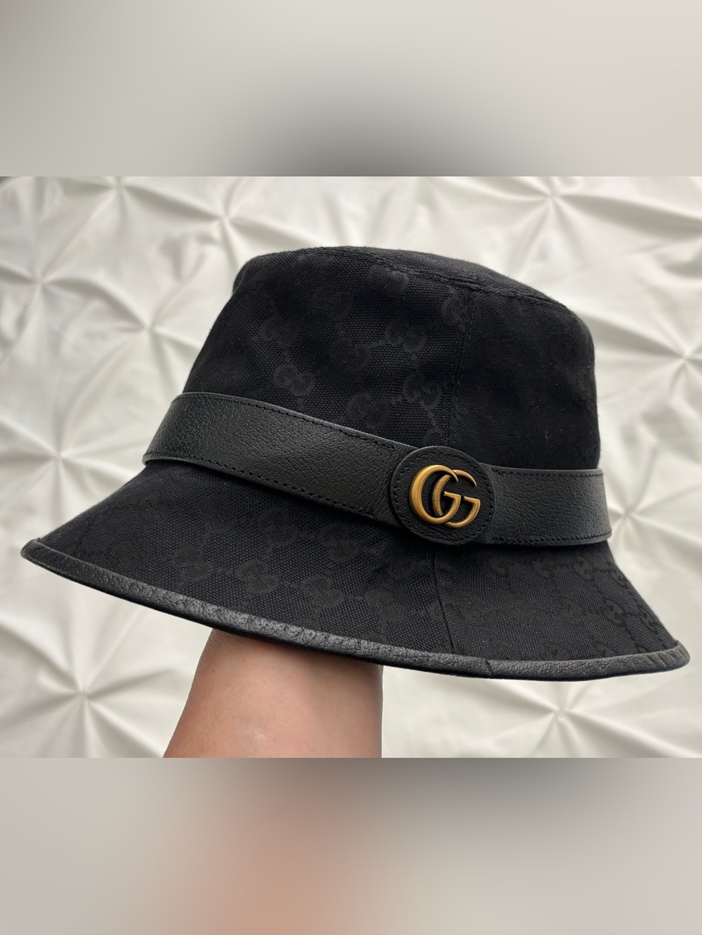 Gucci Black GG Leather-Trim Canvas Bucket Hat w/Gold GG, 58cm, VGUC - Picture 5 of 11